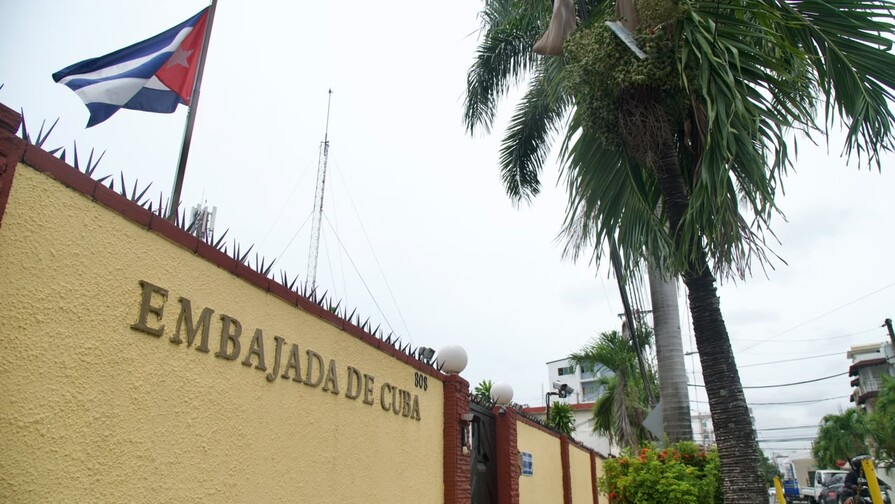gobierno-pide-retiro-de-nueve-miembros-de-mision-cubana-5e9f489c-focus-0-0-896-504